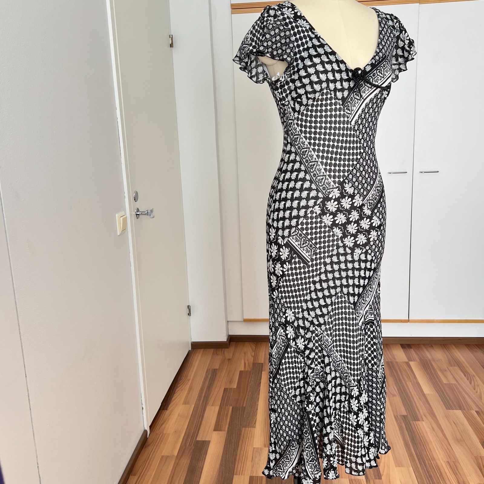 90s Bias Cut Graphic Print Midi Dress Y2K Flutter Sleeve V Neck Fairy Whimsygoth