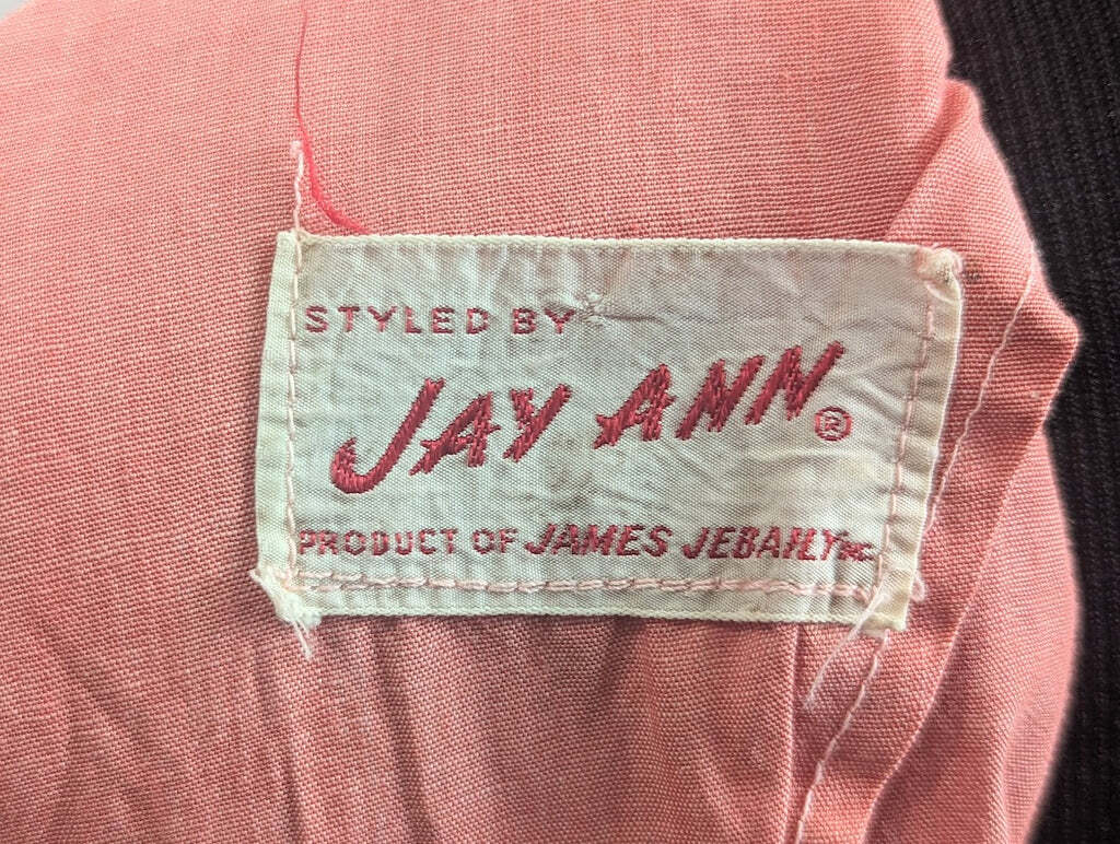 Vintage 1950s Pink Wrap Dress Gray Stripe Trim Jay Ann (B-39″ W-26″-30″ H-38″)