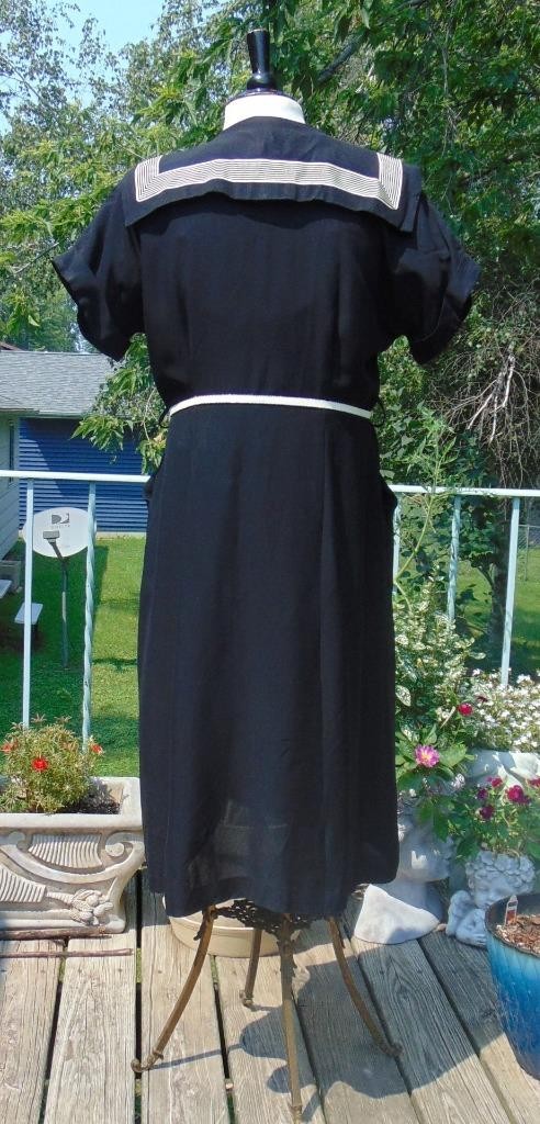 VTG 40s Black Rayon Fitted Dress w Sailor Collar 36W