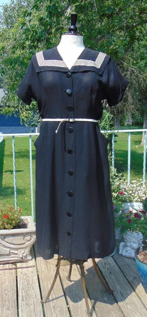 VTG 40s Black Rayon Fitted Dress w Sailor Collar 36W
