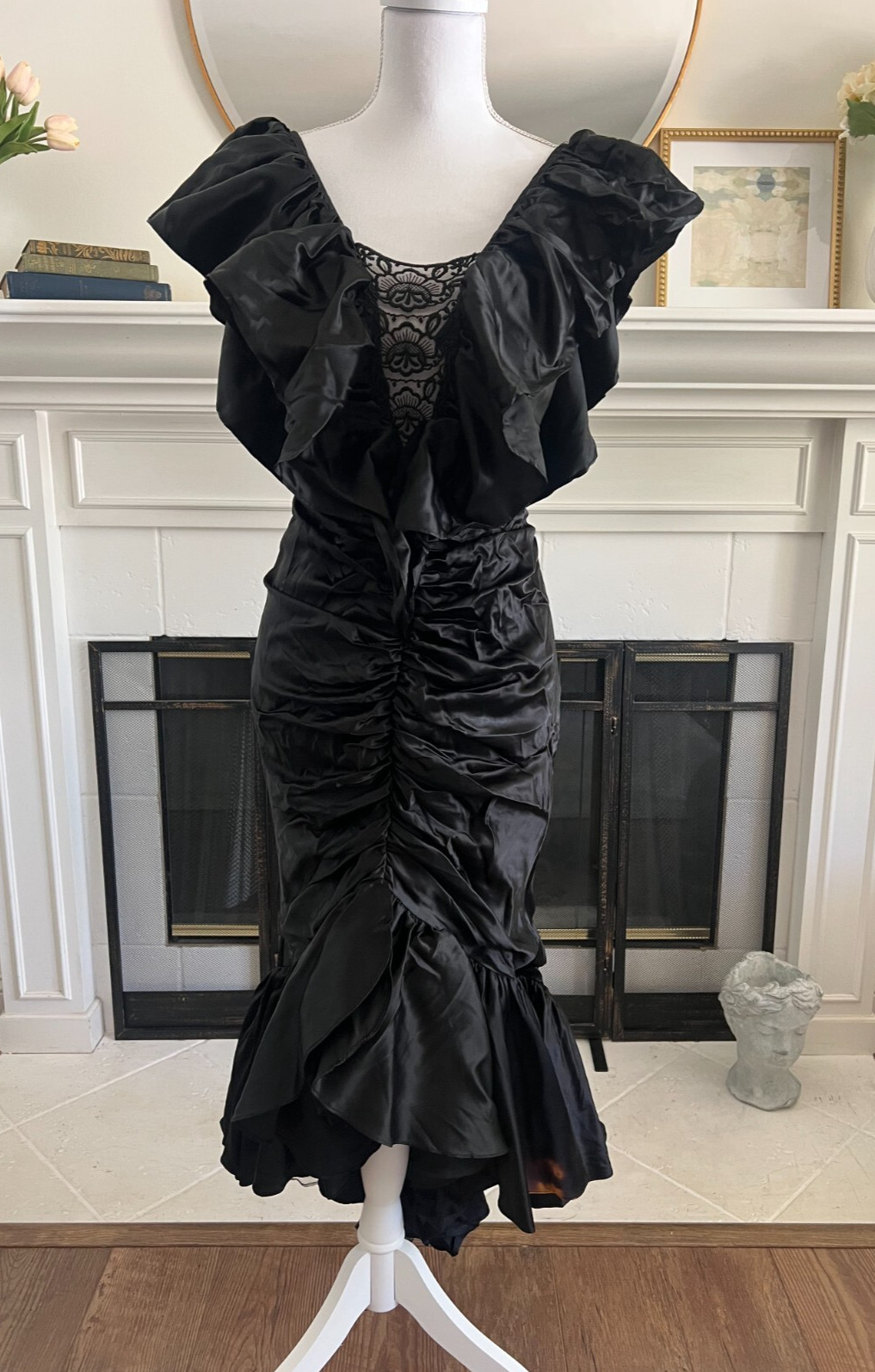 Vintage 80s Party Dress Size 7 (S) Black Taffeta Lace Ruffled Whimsigoth Gothic
