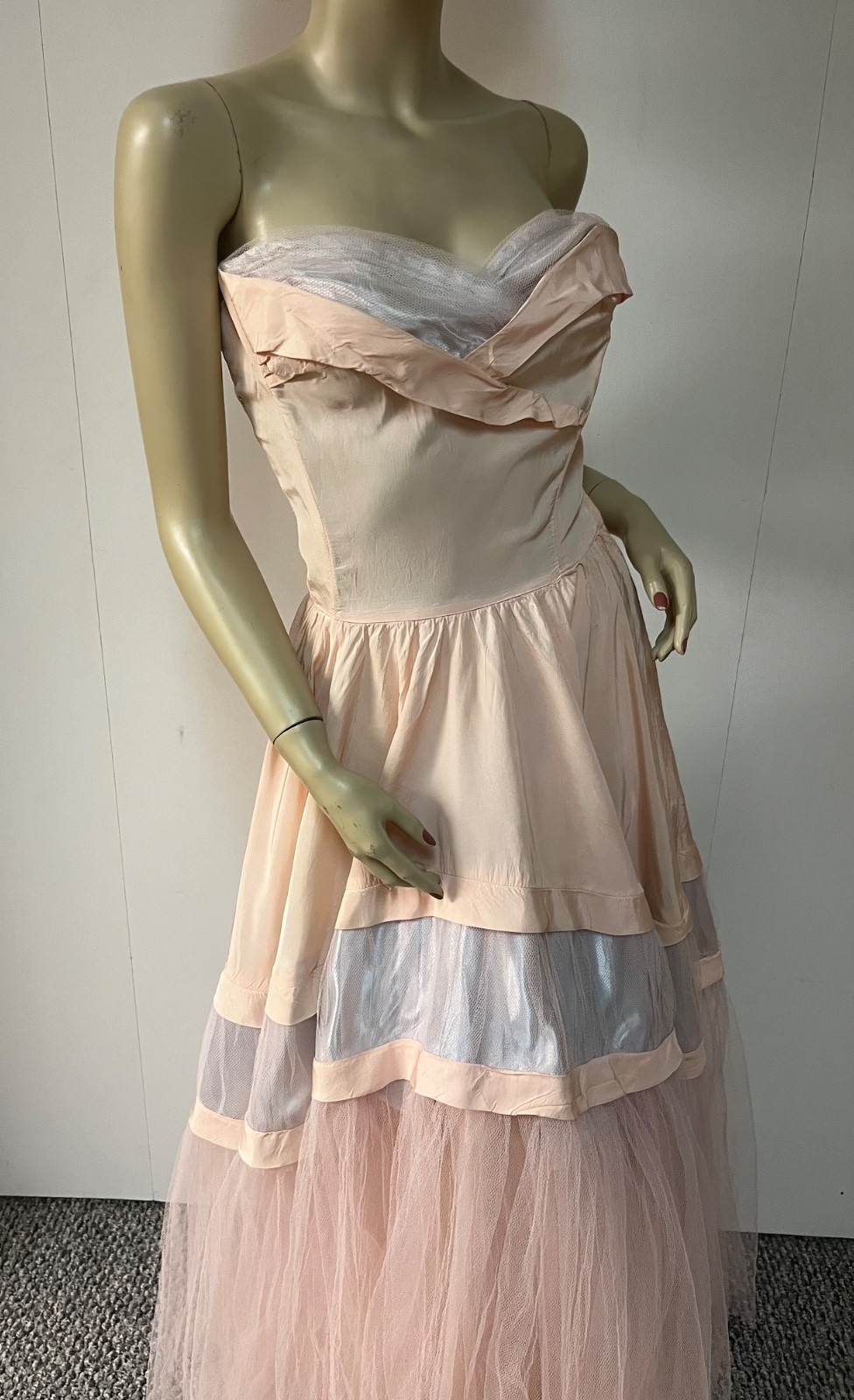 Vintage 1950s Emma Domb Peachy Pink Pearl Grey Cupcake Ball Gown Dress Bust 34