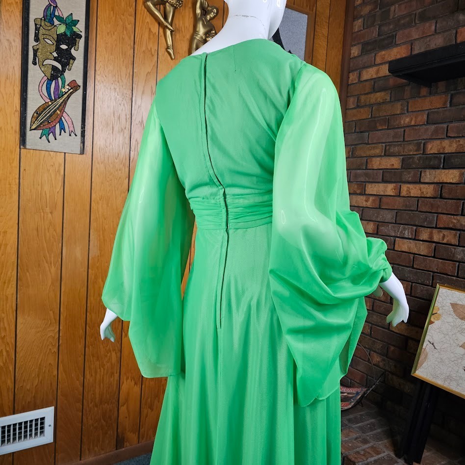 Vintage 60s Endora Sheer Lime Chiffon Cape Sleeves Bewitched Maxi Ball Gown S/M