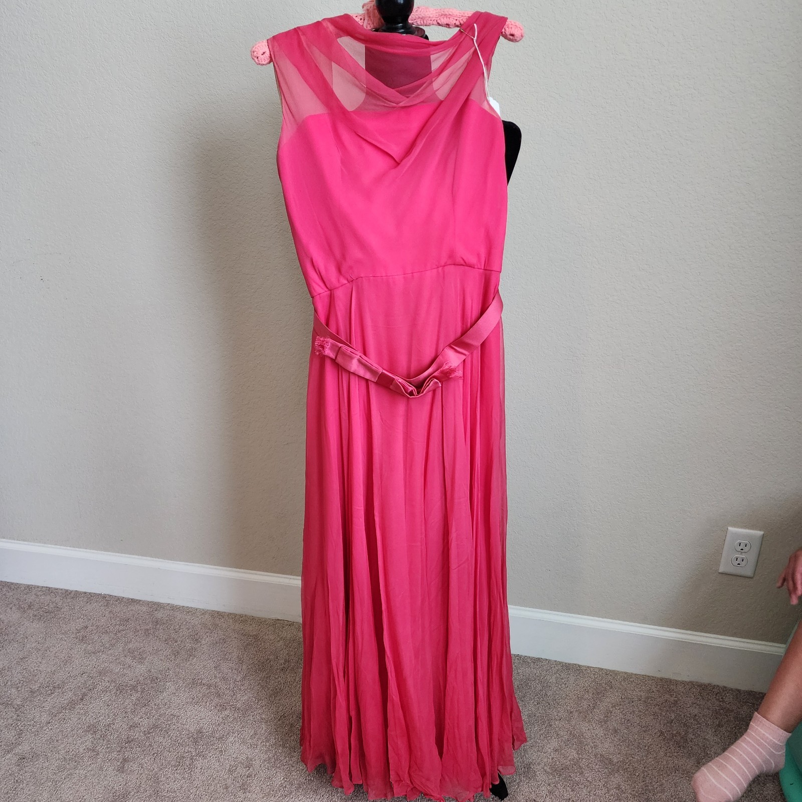 Vintage 1950s-60s Lee Claire New York Pink Chiffon Long Dress With Belt Sz Small