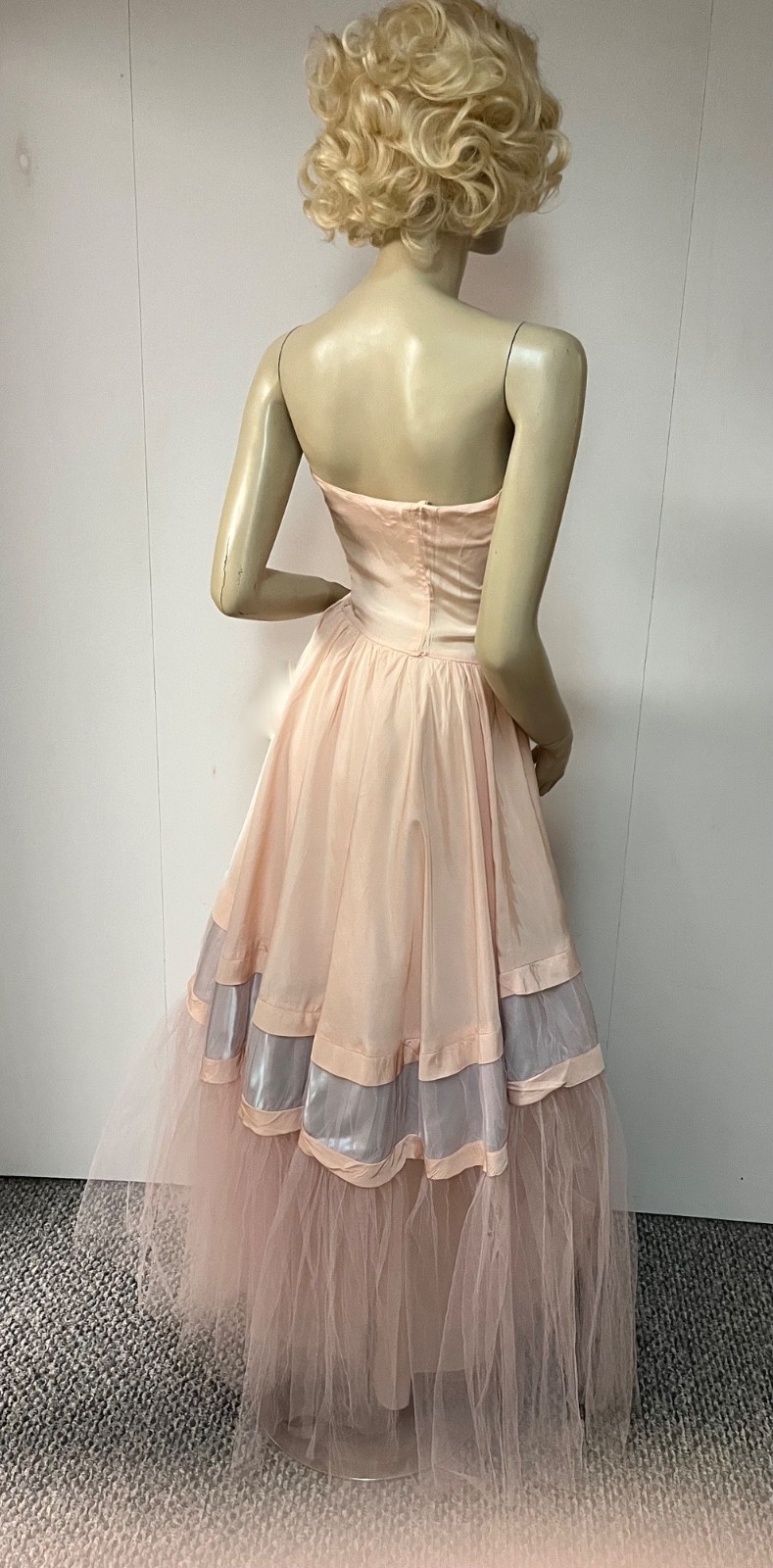 Vintage 1950s Emma Domb Peachy Pink Pearl Grey Cupcake Ball Gown Dress Bust 34