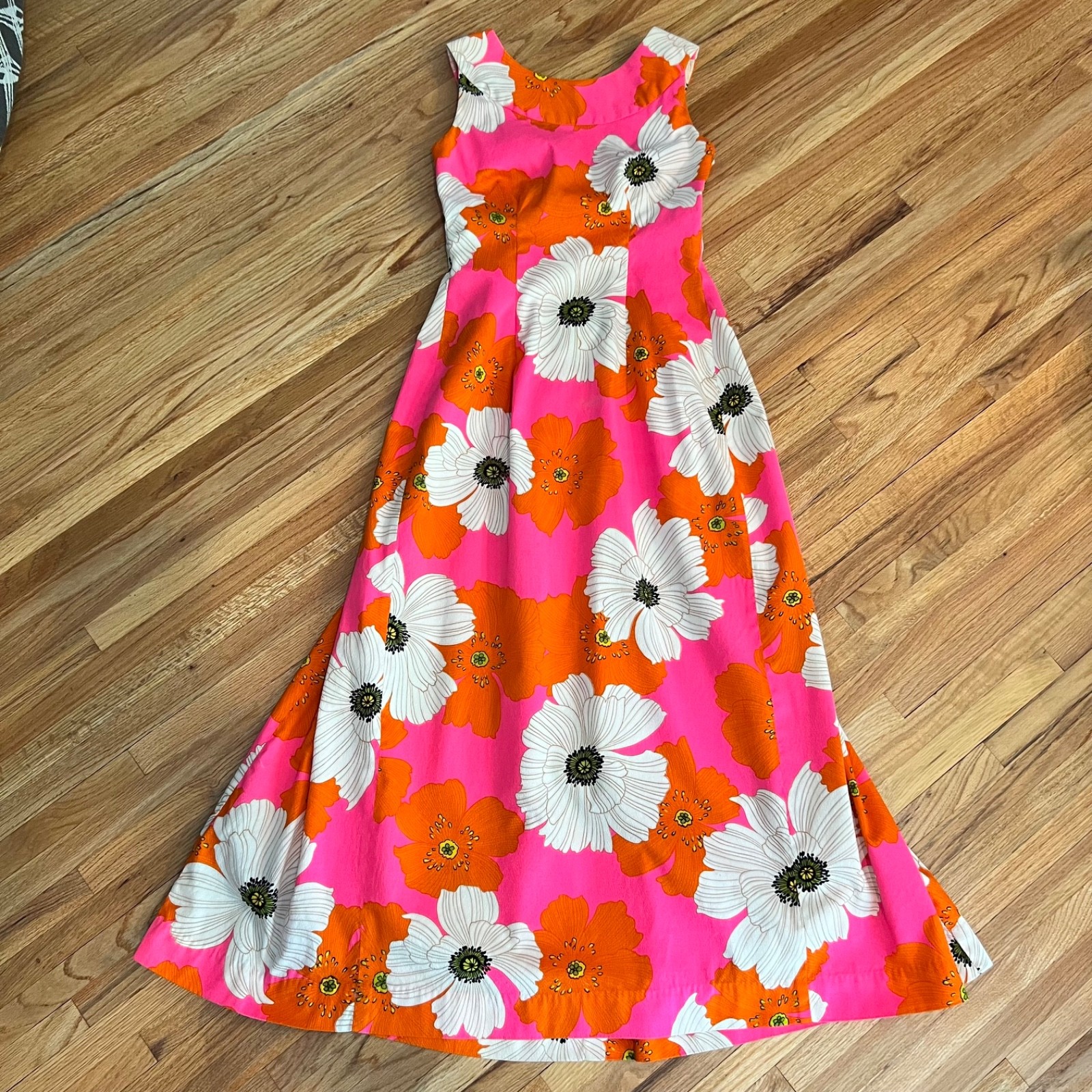Vtg 60s True Hawaiian Hukilau Maxi Dress HOT Pink WATTEAU Pleats BARKCLOTH Small