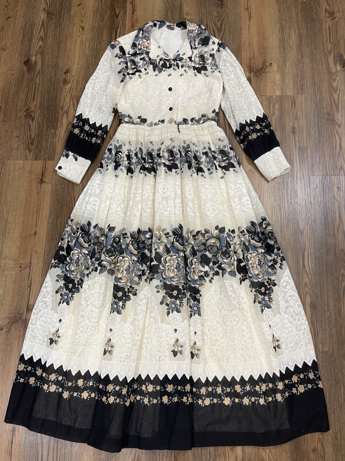 Vintage 1970s Montgomery Ward Floral Lace Print Maxi Dress L *See Measurements