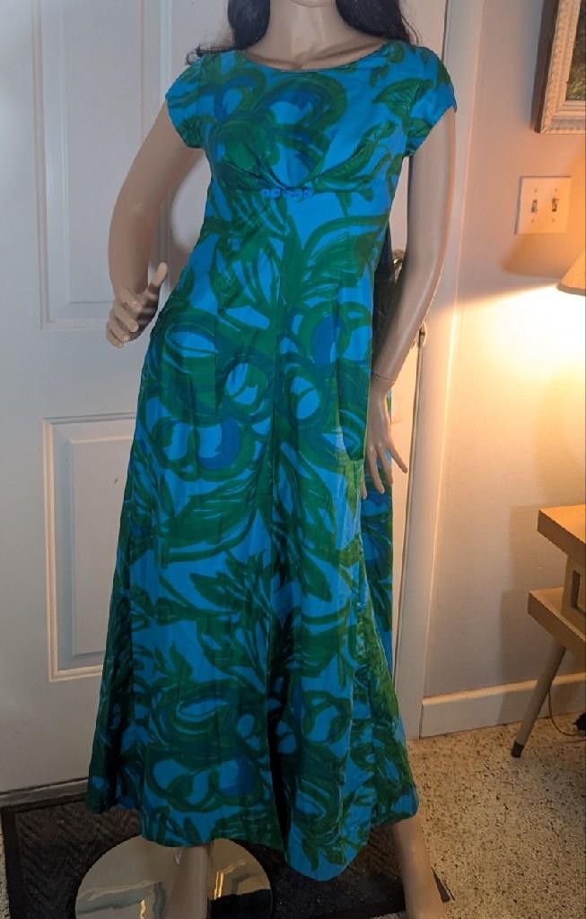 1960s Hawaiian Draped Maxi Dress Cotton Vintage Kaanapali Resort Shop 32″ Bust S