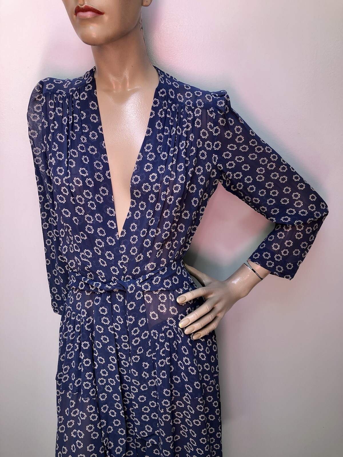 VTG 1940s Sheer RAYON Novelty CHAIN PRINT Wedgwood Blue SURPLICE WRAP DRESS