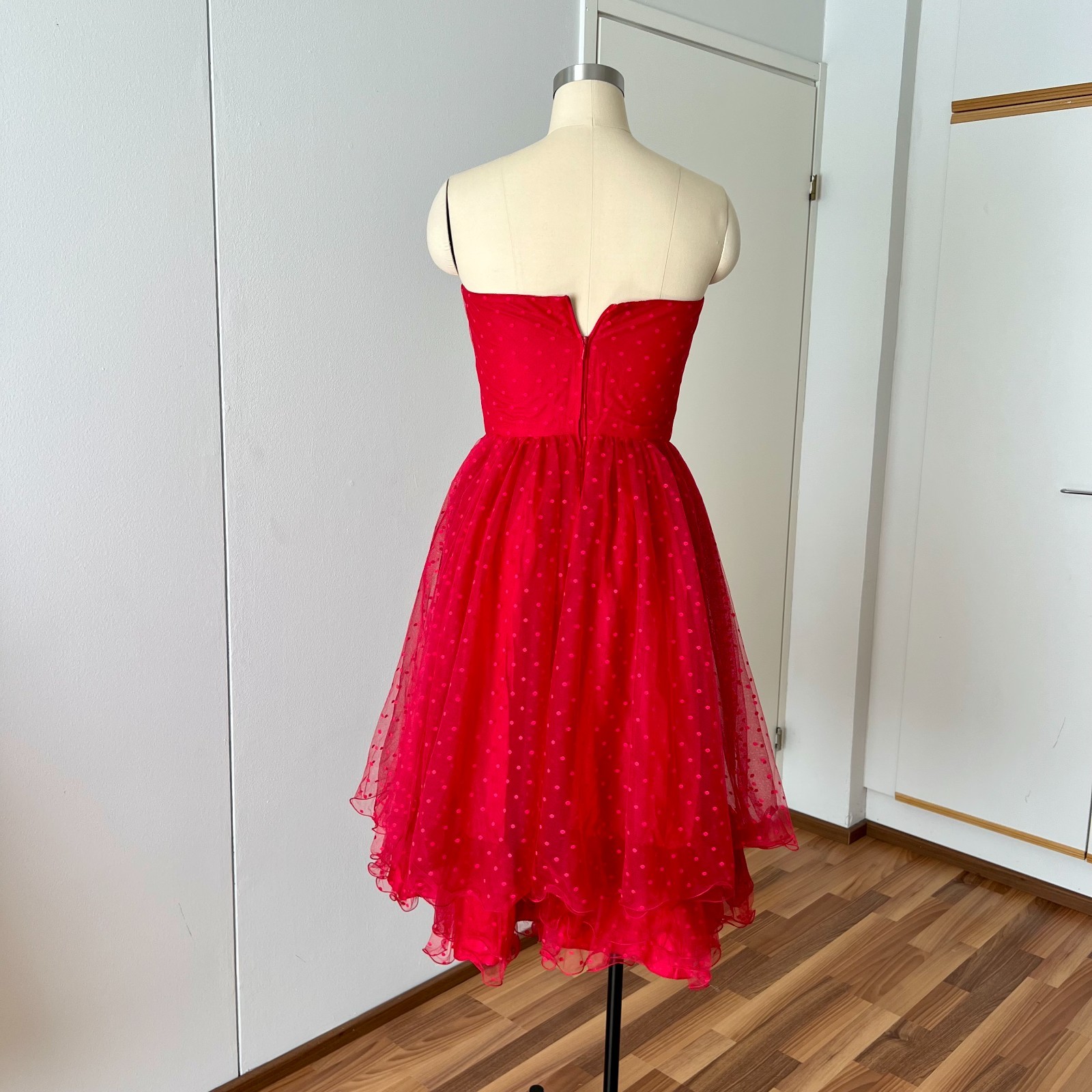 1980s VERA MONT Red Strapless Dress 80s Does 50s Tulle Cocktail Party Rockabilly