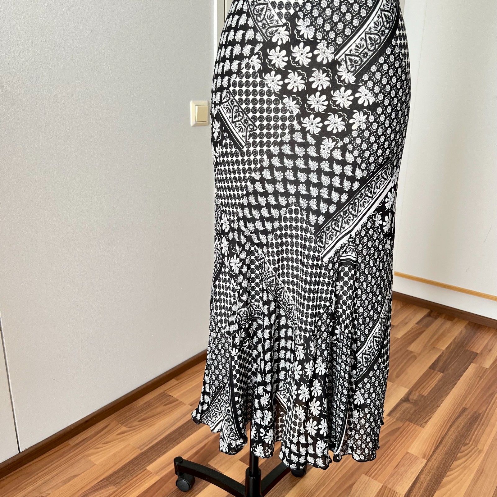 90s Bias Cut Graphic Print Midi Dress Y2K Flutter Sleeve V Neck Fairy Whimsygoth